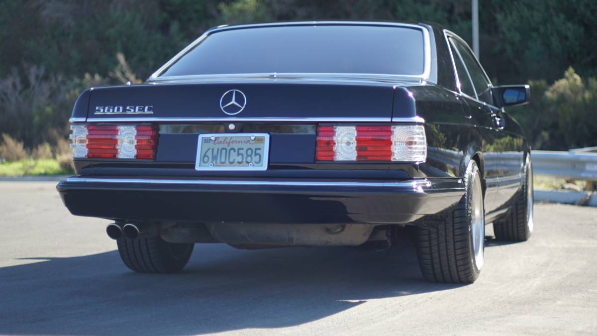 Mercedes-benz-s-class-1990-black-2