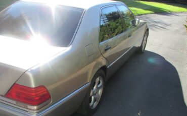 Mercedes-benz-s-class-1993