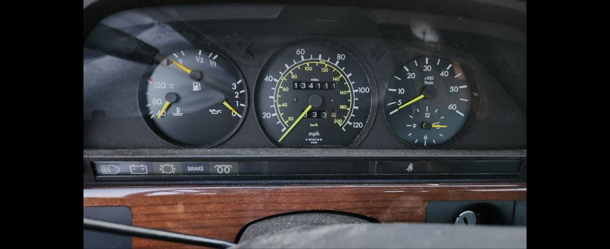 Mercedes-benz-s-class-diesel-1983-blue-4
