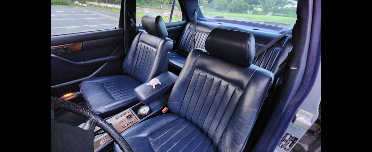 Mercedes-benz-s-class-diesel-1983-blue-6