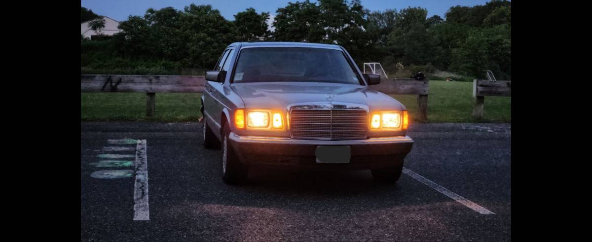 Mercedes-benz-s-class-diesel-1983-blue