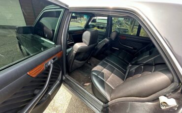 Mercedes-benz-s-class-diesel-1990-black-4