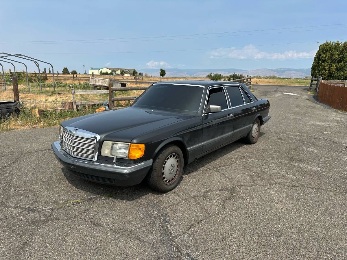 Mercedes-benz-s-class-diesel-1990-black