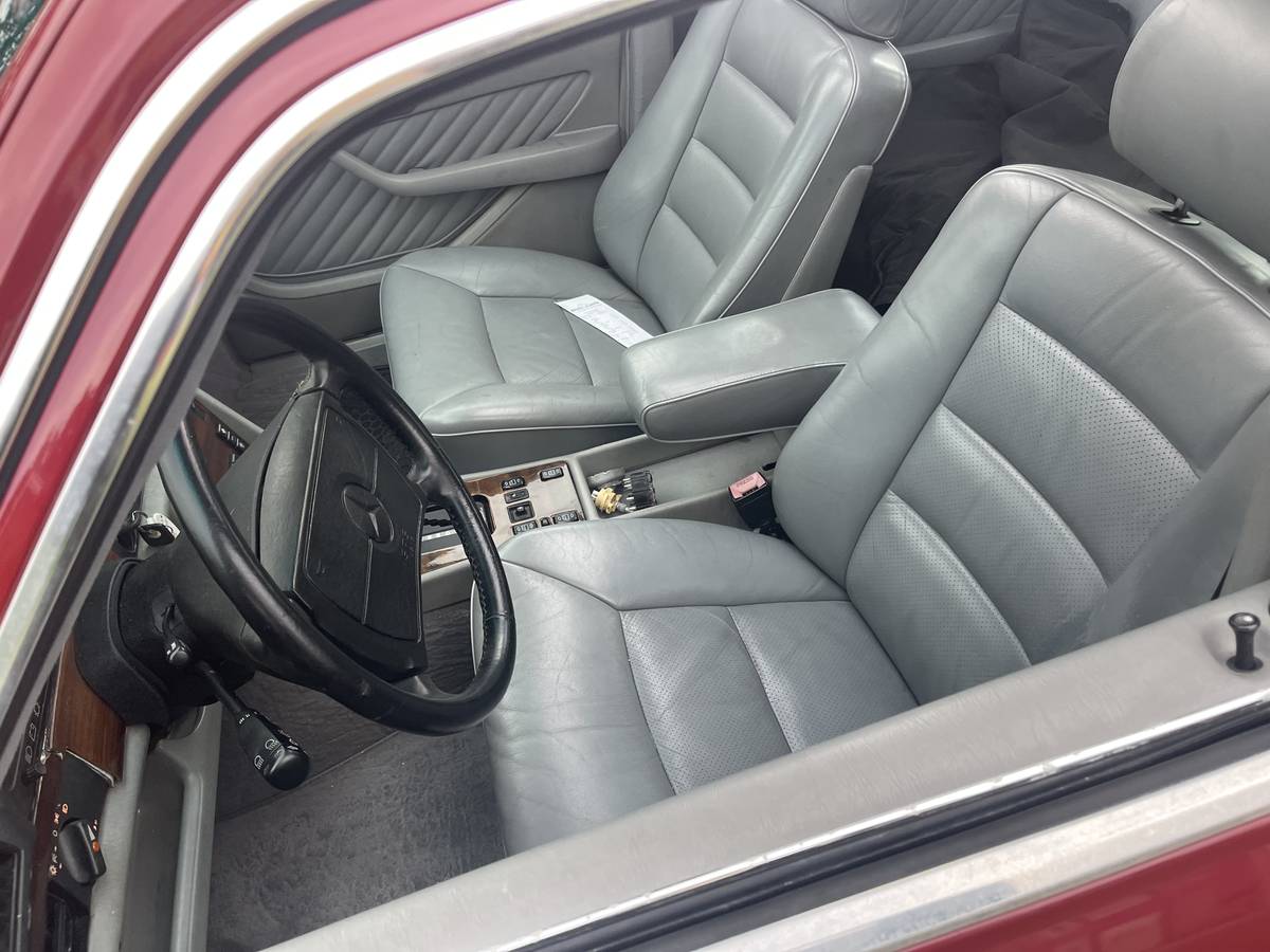 Mercedes-benz-s-class-diesel-1991-4