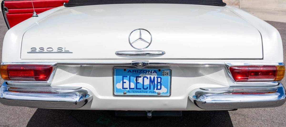 Mercedes-benz-sl230-electric-1964-white-3