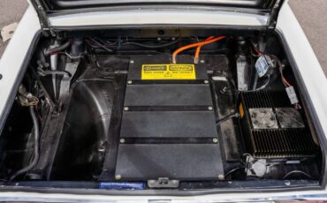 Mercedes-benz-sl230-electric-1964-white-6