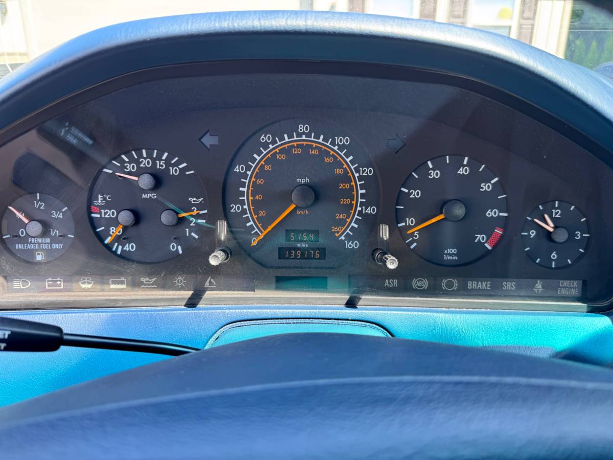 Mercedes-benz-sl320-1995-white-15