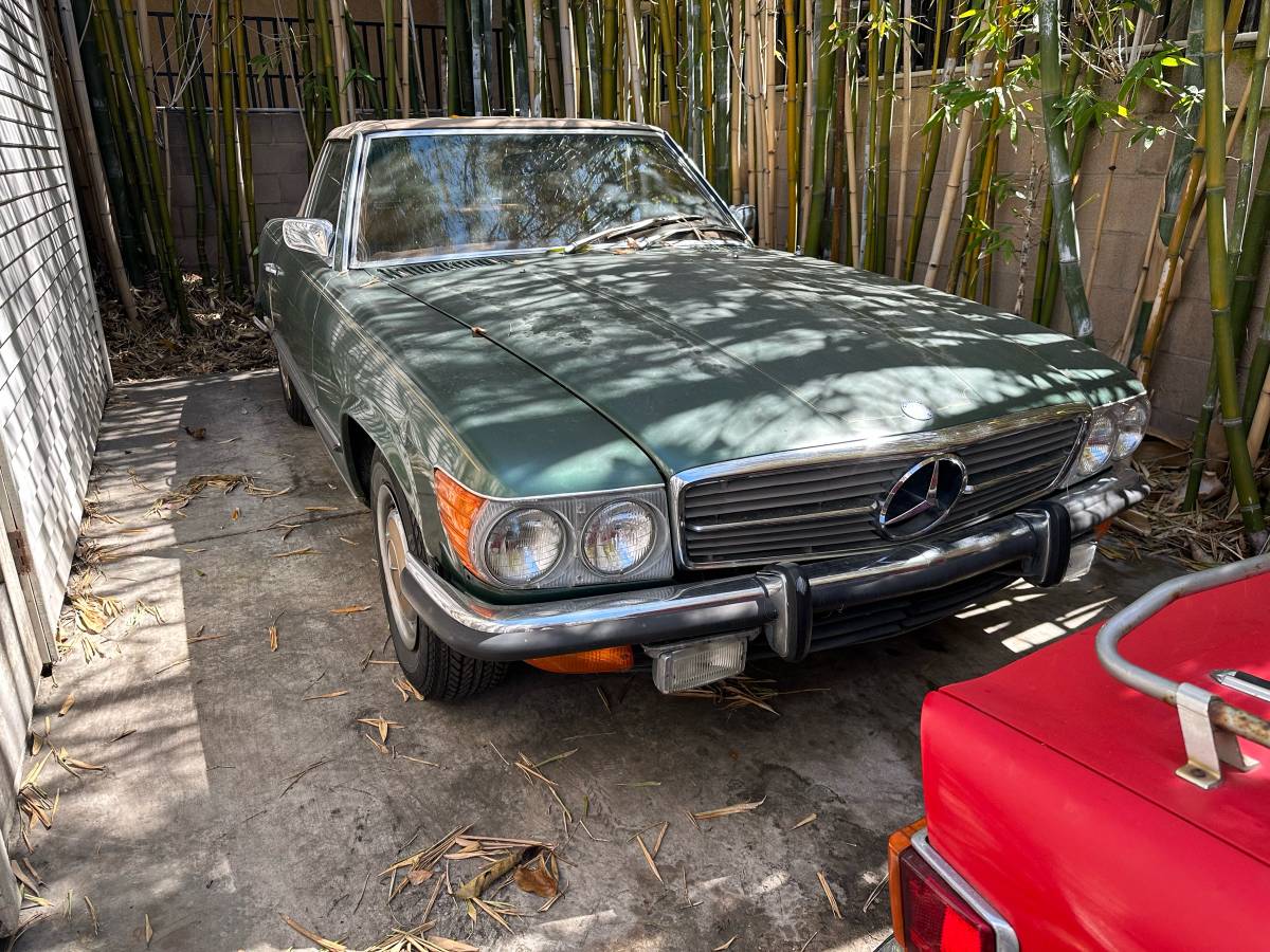 Mercedes-benz-sl350-1972-green-10