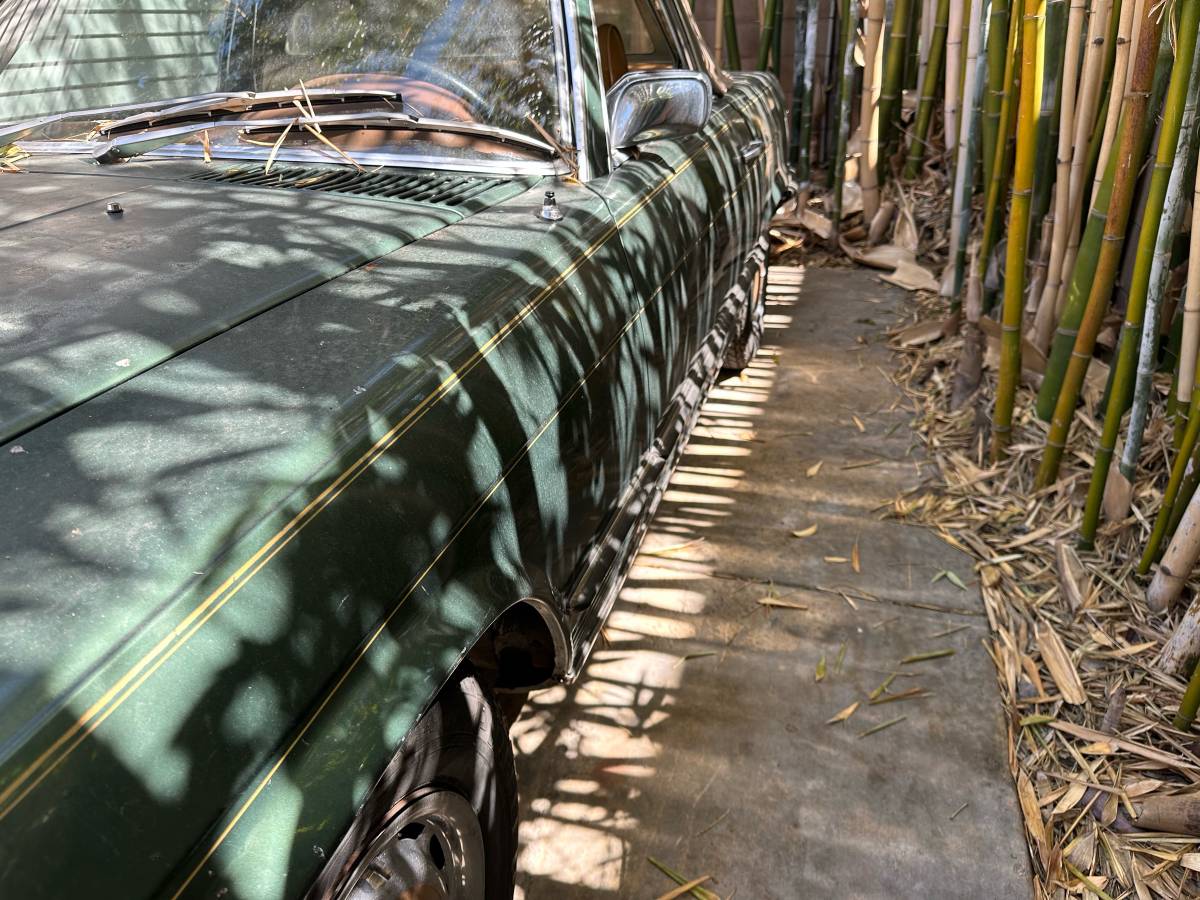 Mercedes-benz-sl350-1972-green-9