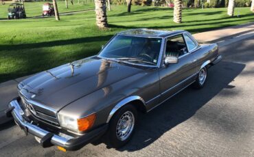 Mercedes-benz-sl380-1984-grey-11