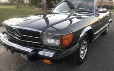 Mercedes-benz-sl380-1984-grey-5