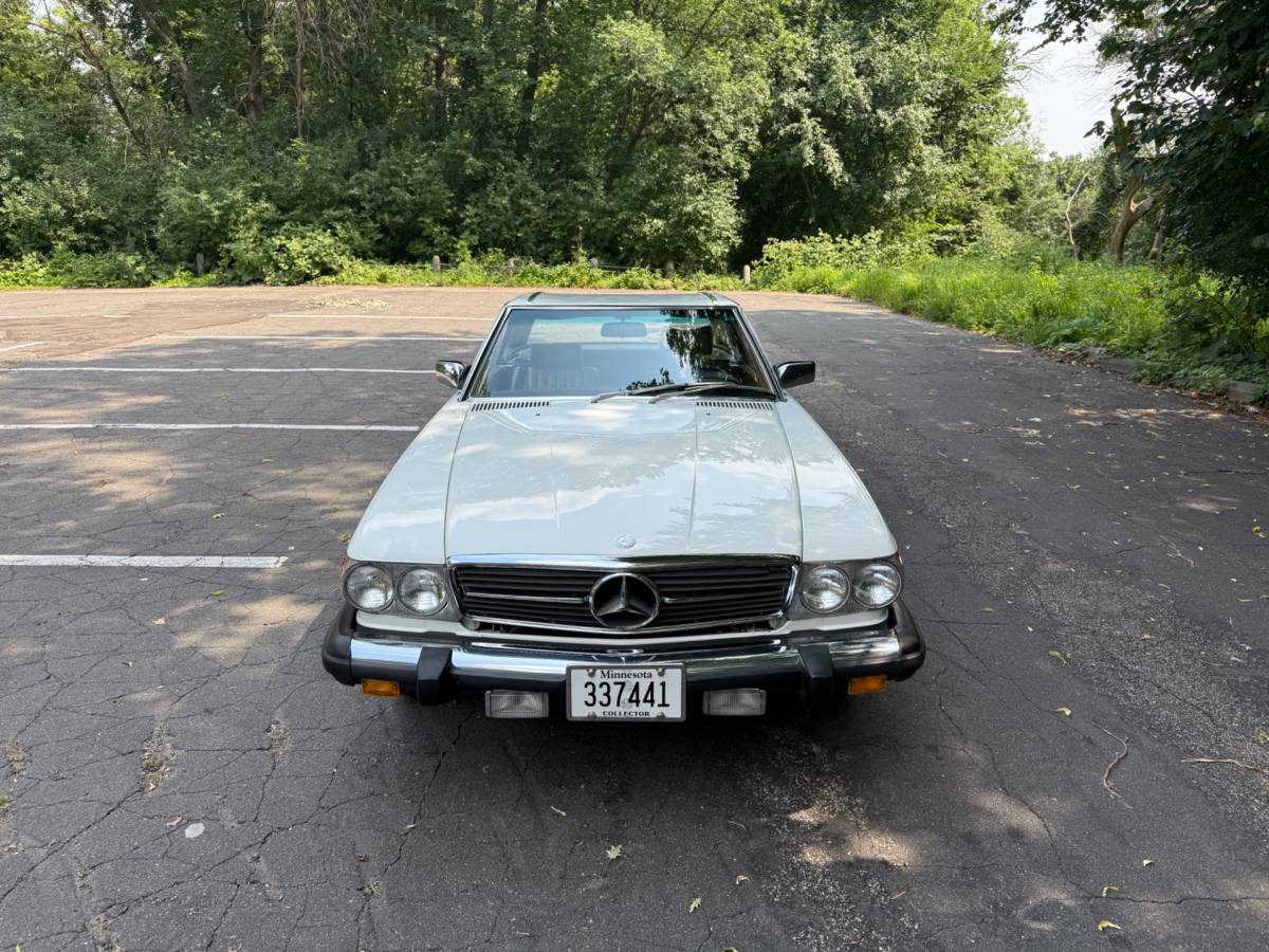 Mercedes-benz-sl380-1984-white-1