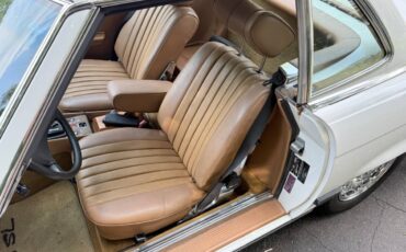 Mercedes-benz-sl380-1984-white-13