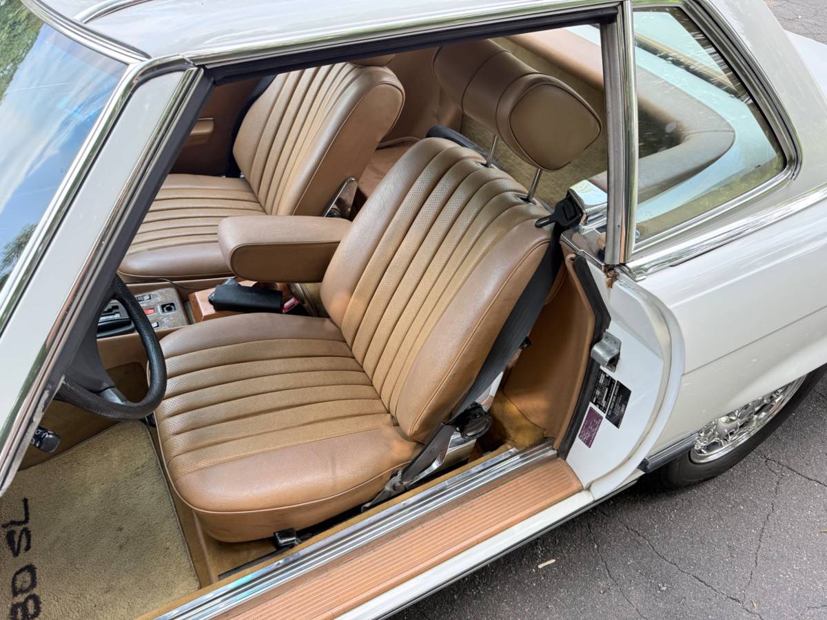 Mercedes-benz-sl380-1984-white-13