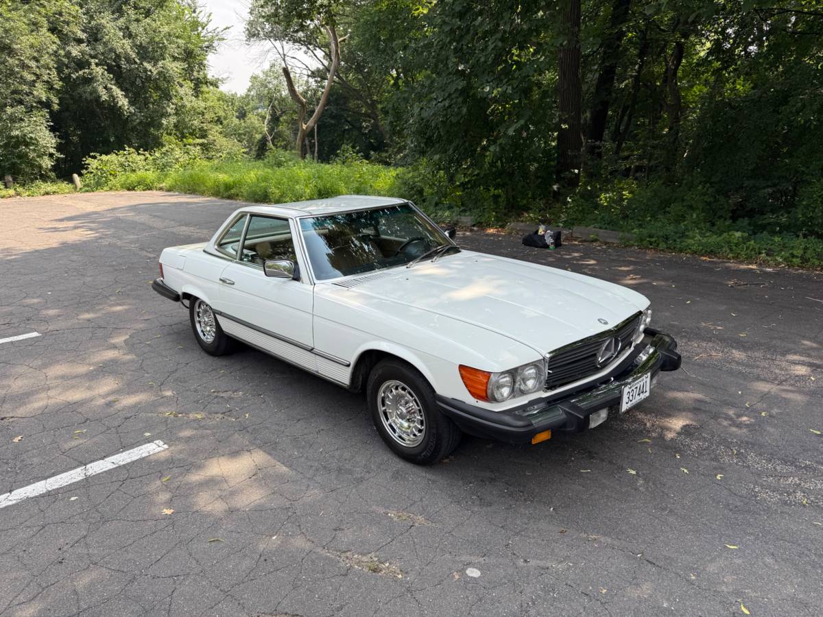 Mercedes-benz-sl380-1984-white-2