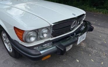 Mercedes-benz-sl380-1984-white-21