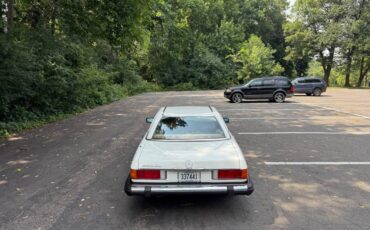 Mercedes-benz-sl380-1984-white-4