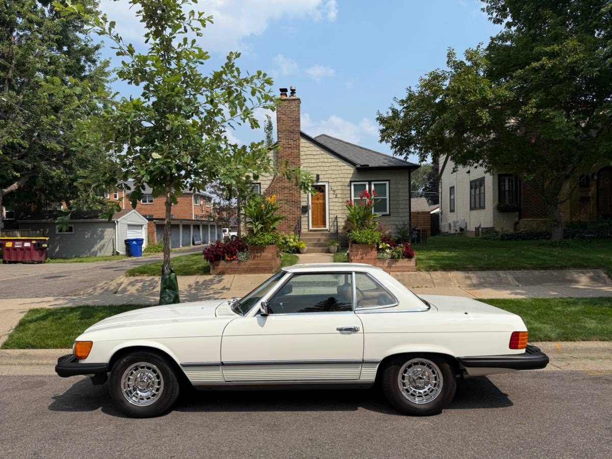 Mercedes-benz-sl380-1984-white