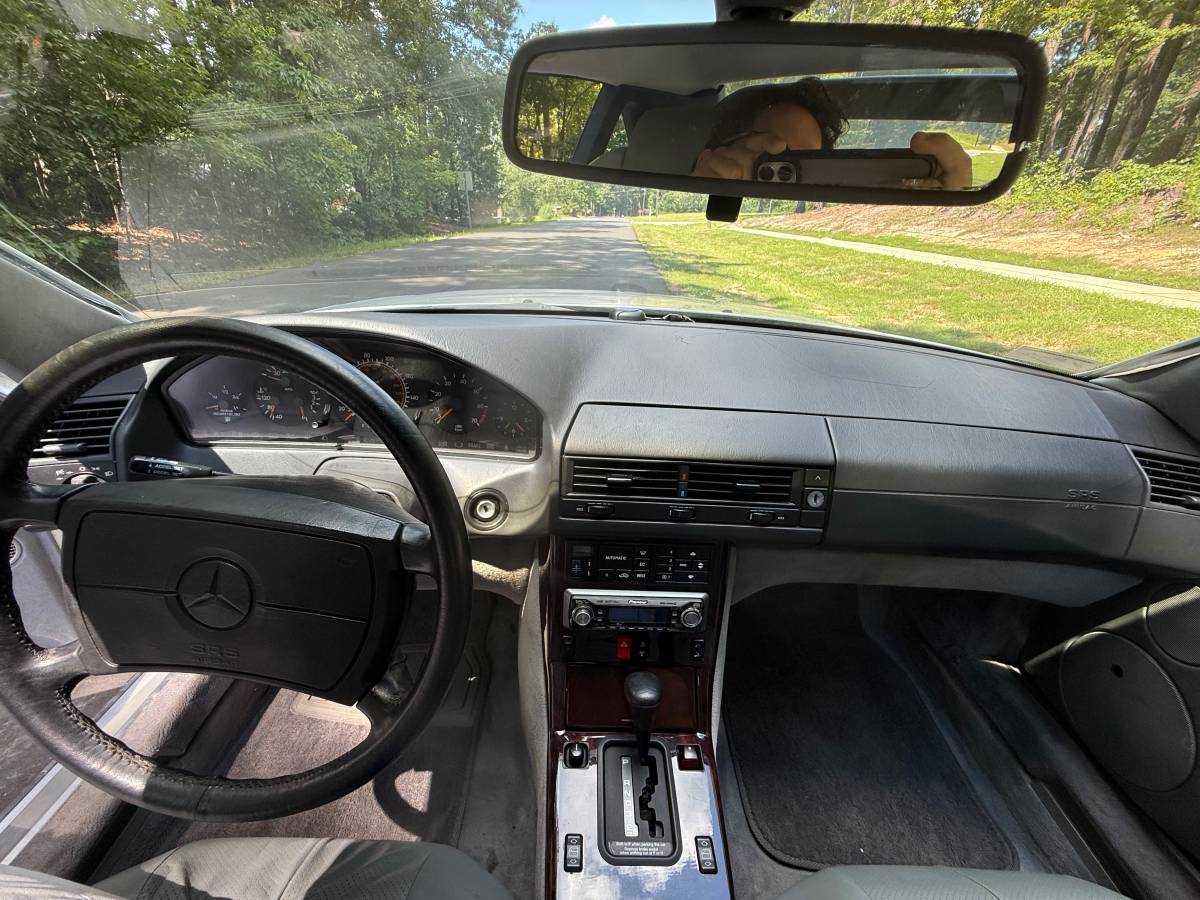 Mercedes-benz-sl500-1990-white-16