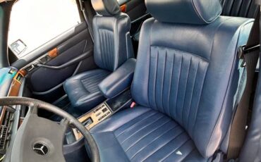 Mercedes-benz-w126-diesel-1983-silver-3