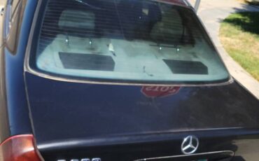 Mercedes-c280-1990-black-1