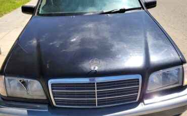 Mercedes-c280-1990-black-3