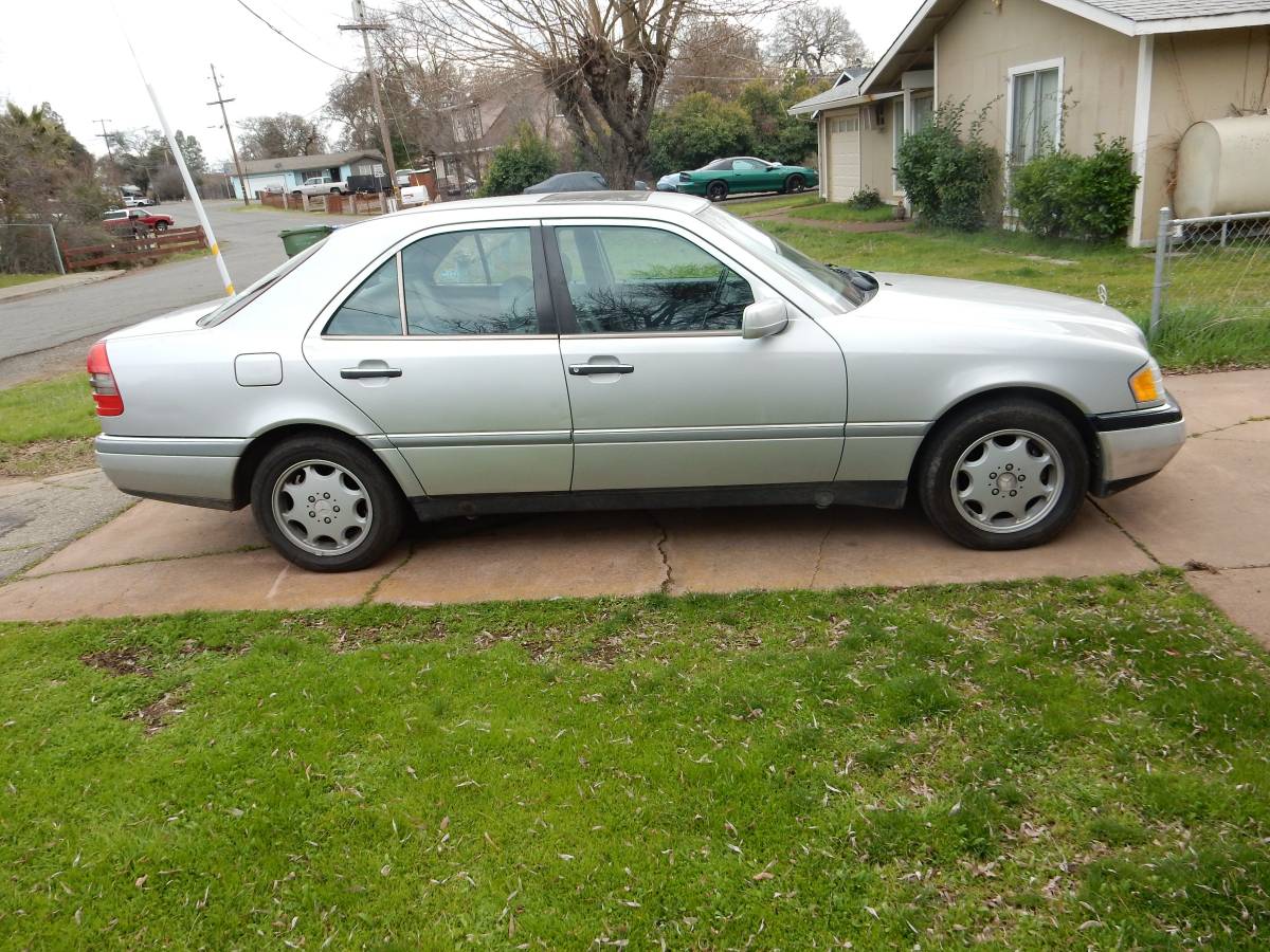 Mercedes-c280-1995-silver