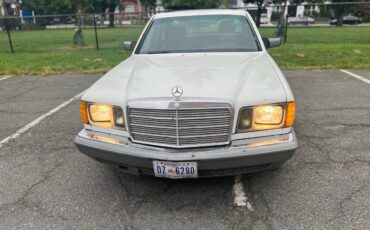 Mercedes-diesel-1983-white-14
