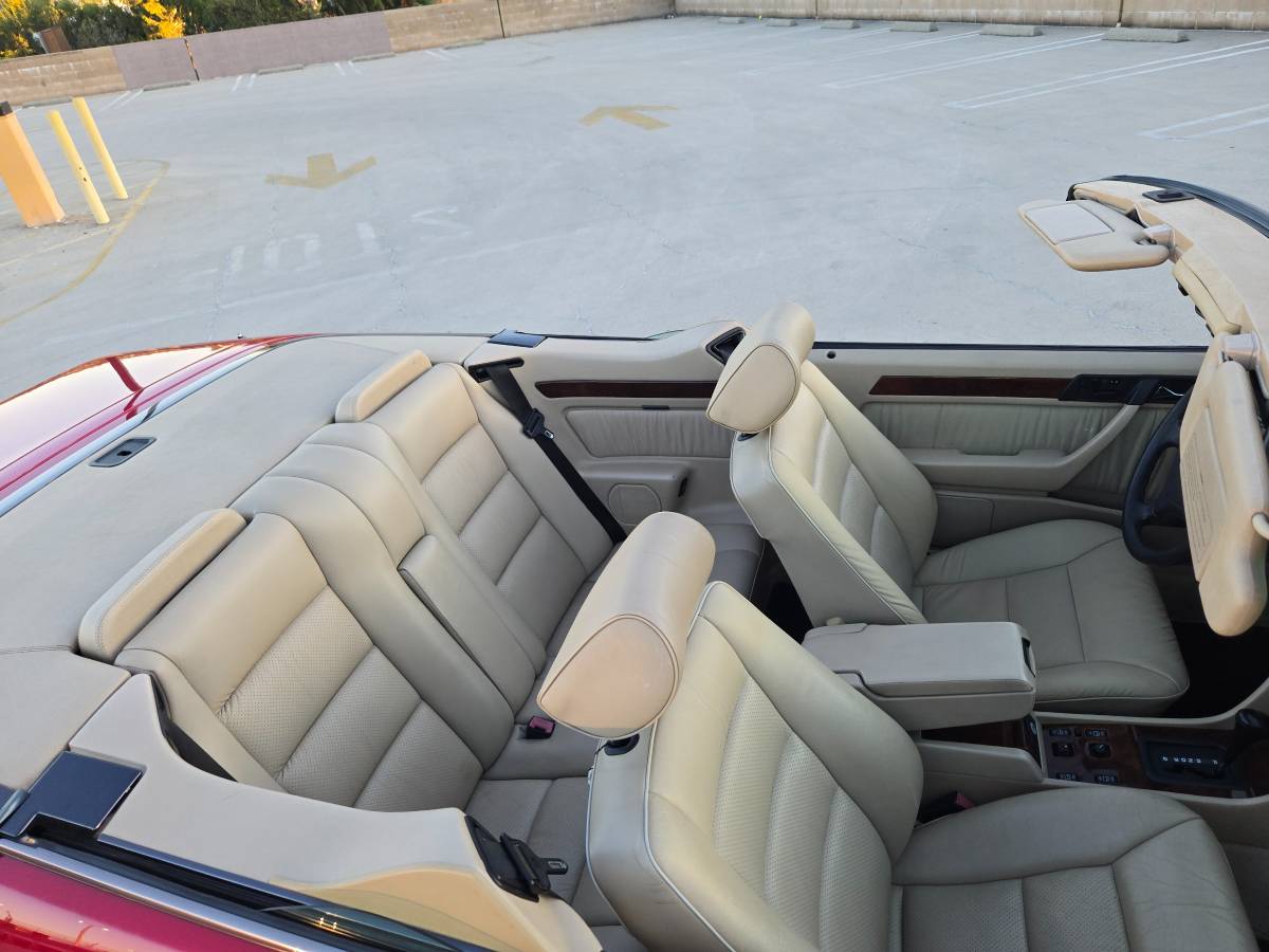 Mercedes-e320-convertible-1994-red-12