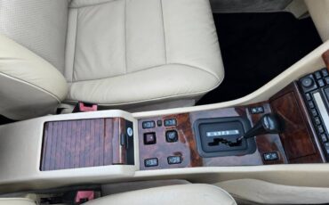 Mercedes-e320-convertible-1994-red-16