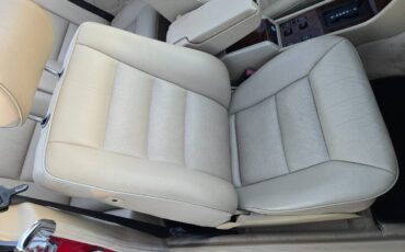 Mercedes-e320-convertible-1994-red-17