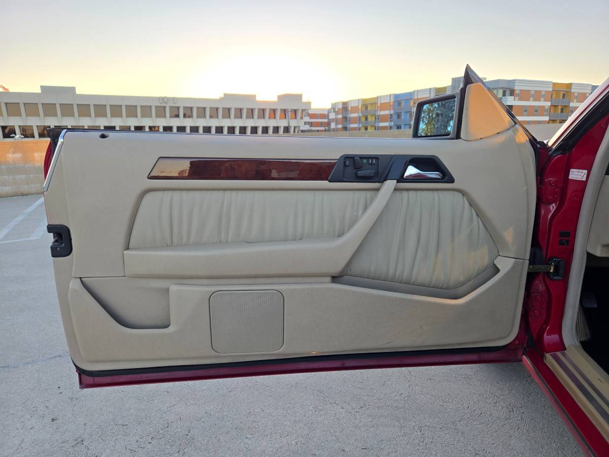 Mercedes-e320-convertible-1994-red-20