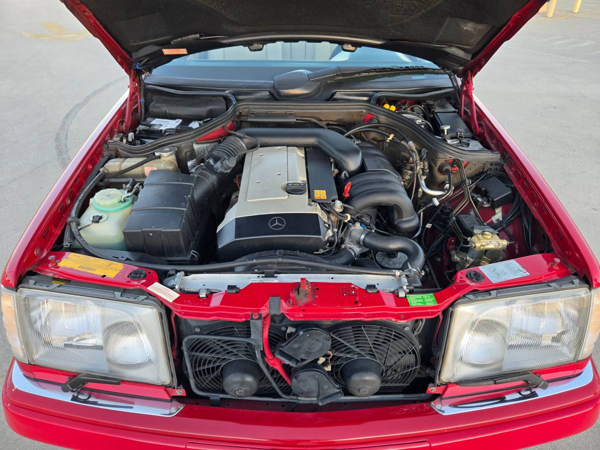 Mercedes-e320-convertible-1994-red-3