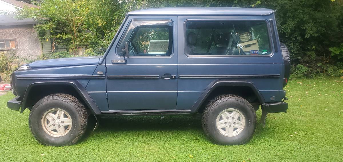 Mercedes-g-wagen-w460-1985-blue-2