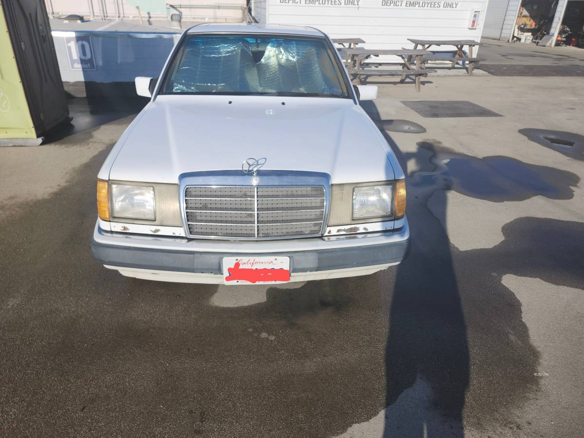 Mercedes-om602-turbo-diesel-1993-white-8