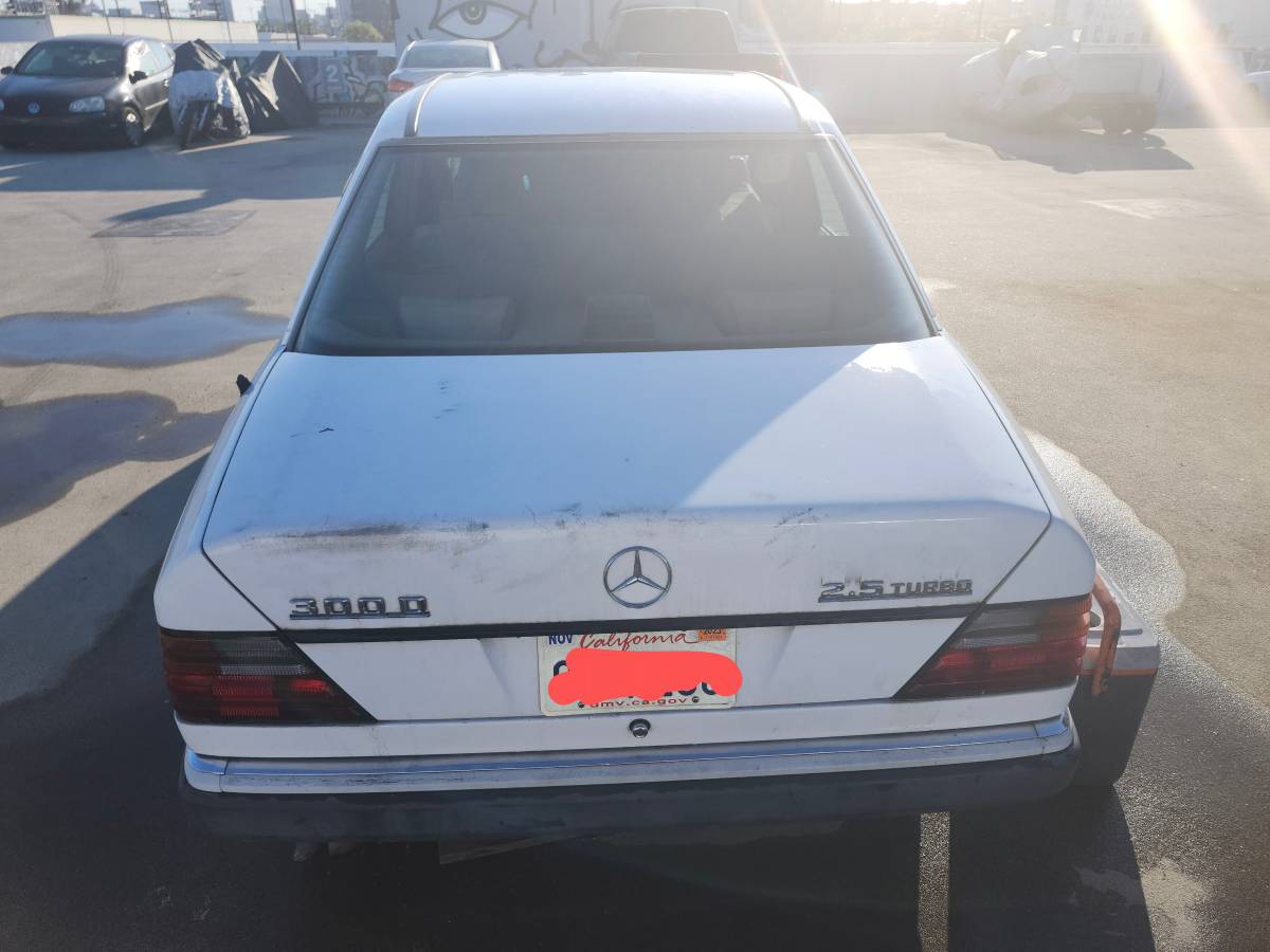 Mercedes-om602-turbo-diesel-1993-white