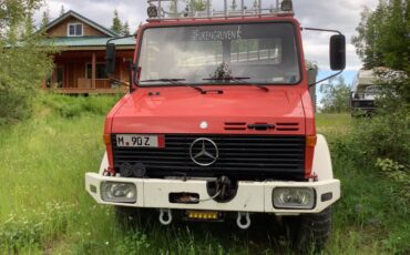 Mercedes-unimog-diesel-1984-red-4