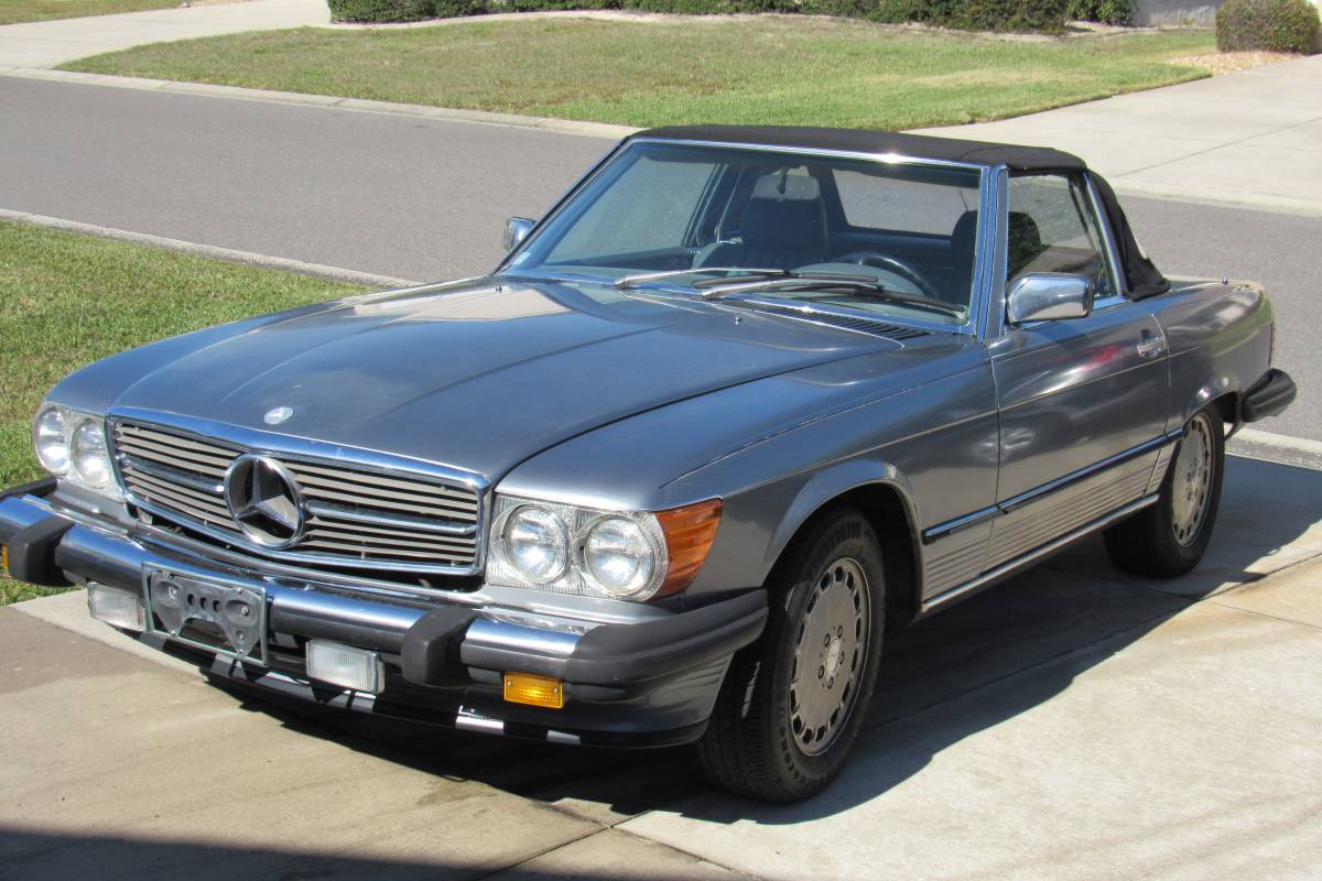 Mercedez-1988-grey