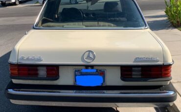Merceds-benz-240d-diesel-1981-custom-4