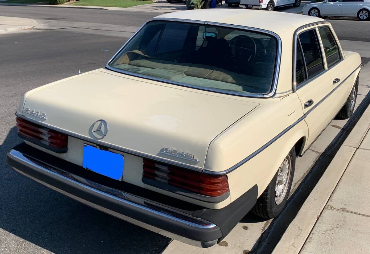 Merceds-benz-240d-diesel-1981-custom-5
