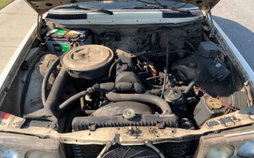 Merceds-benz-240d-diesel-1981-custom-8