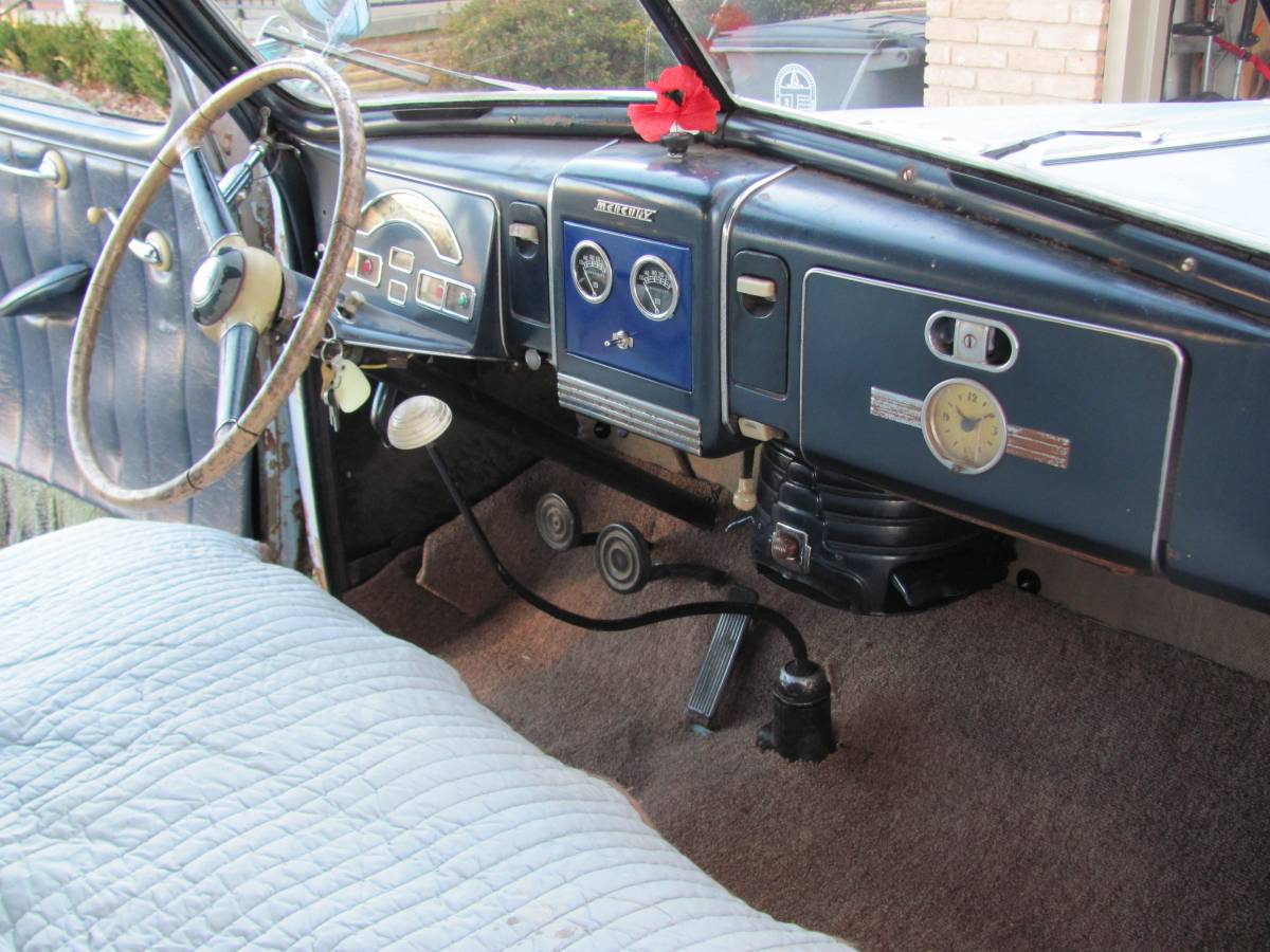 Mercury-1939-blue-1