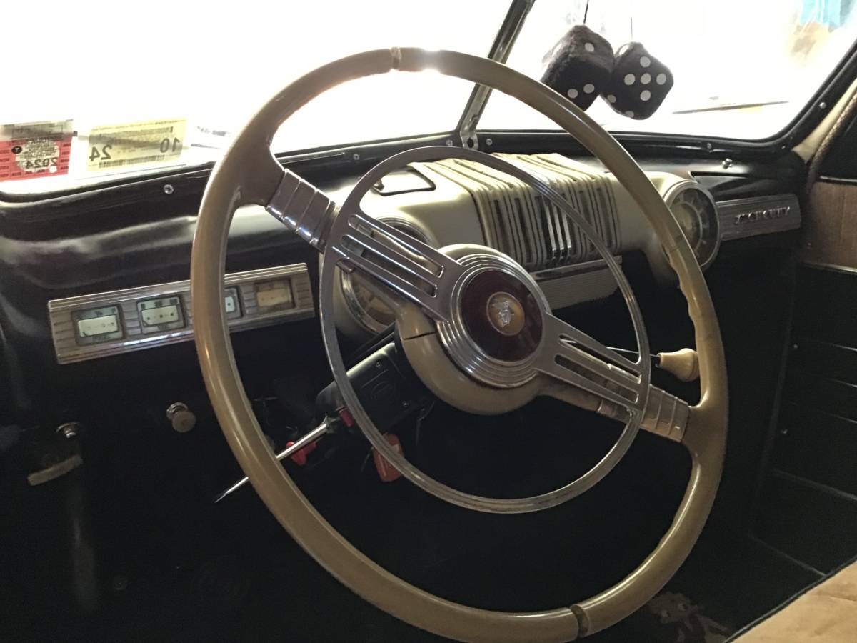 Mercury-1947-black-3