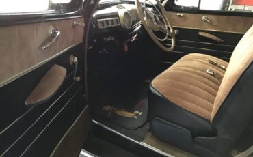 Mercury-1947-black-4