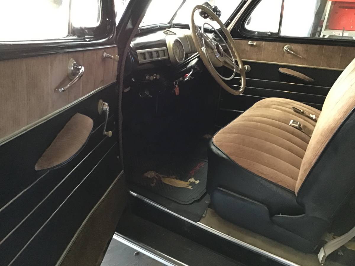 Mercury-1947-black-4