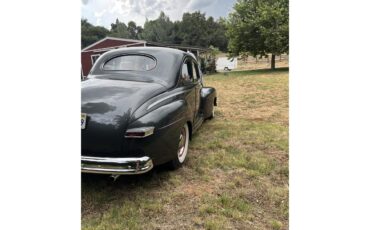 Mercury-2-dr-coupe-1948-Grey-Red-1
