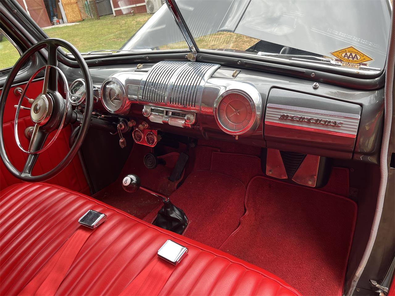 Mercury-2-dr-coupe-1948-Grey-Red-6