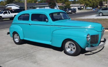 Mercury-2-dr-sedan-1941-Turquoise-Gray-3