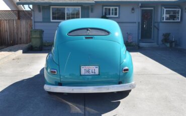 Mercury-2-dr-sedan-1941-Turquoise-Gray-8