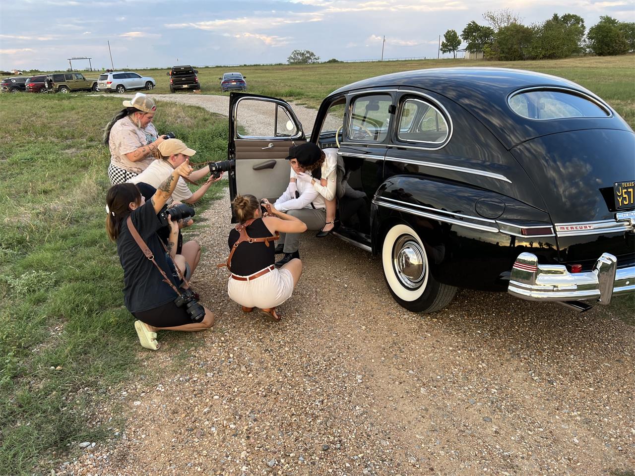 Mercury-4-dr-sedan-1948-Black-Grey-1